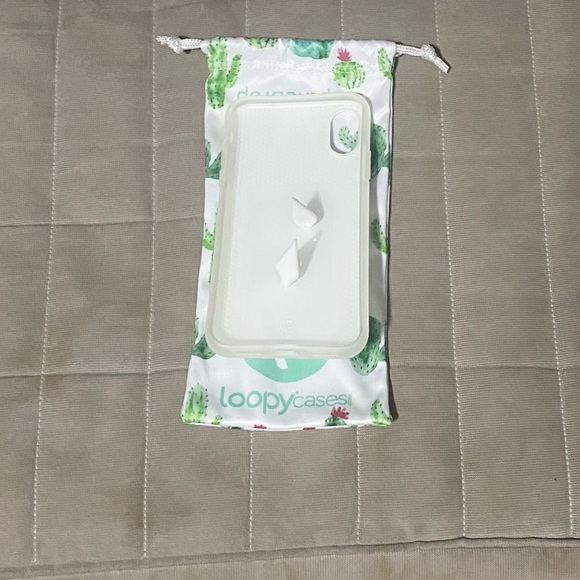 Loopy case iPhone X/XS White and Green Cactus - Picture 2 of 2